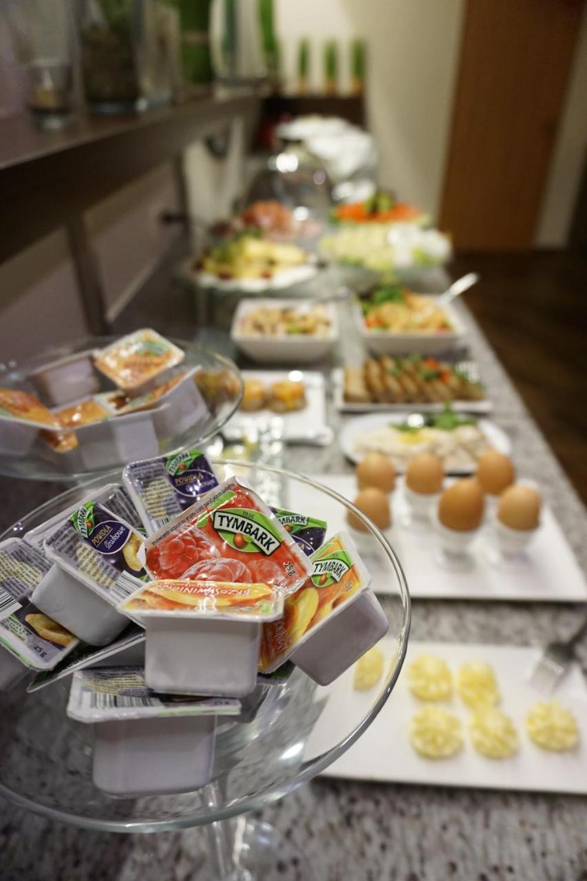 מארקי Hotel Mistral מראה חיצוני תמונה