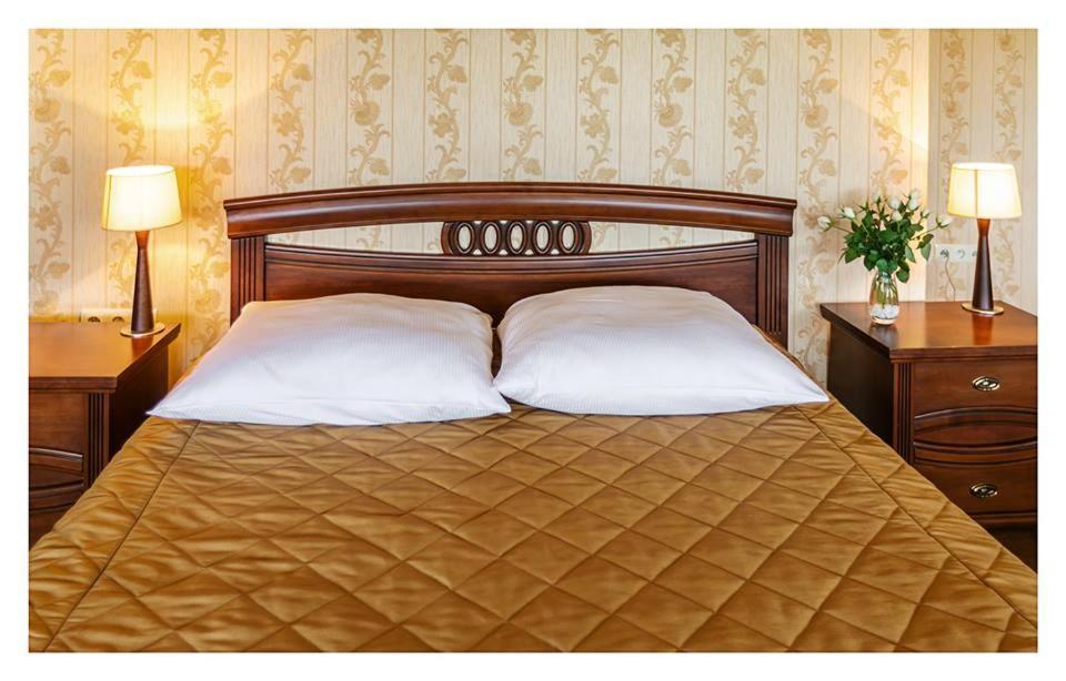 מארקי Hotel Mistral מראה חיצוני תמונה