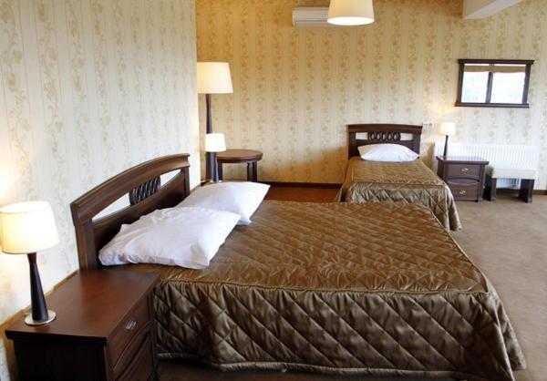 מארקי Hotel Mistral מראה חיצוני תמונה
